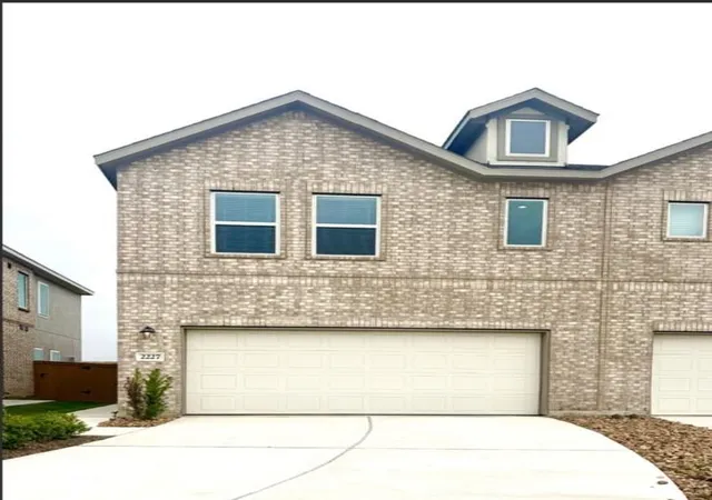 2nd image of 2136 Salinas Dr, Rosharon, TX 77583 | MLS# 73008853