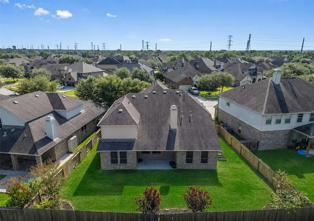 48th image of 574 Southampton Ln, League City, TX 77573 | MLS# 80811786
