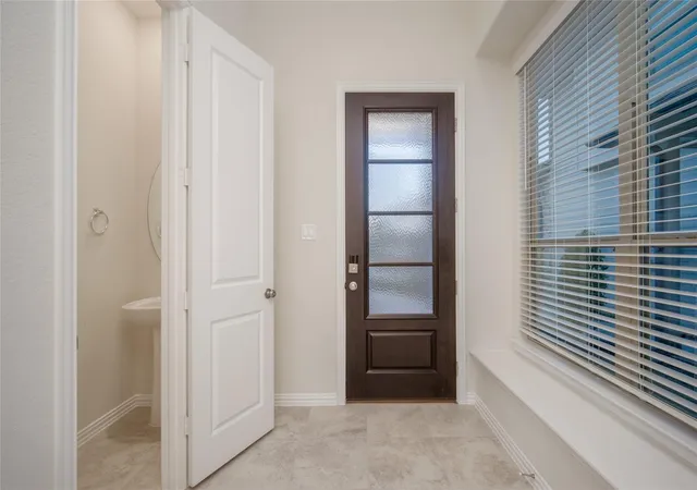 5th image of 1634 Ryon Falls Dr, Richmond, TX 77469 | MLS# 91091287