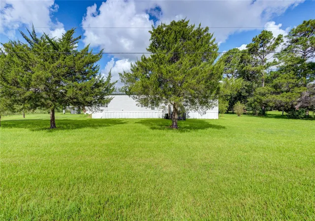 3rd image of 5618 W Bellaire St, Santa Fe, TX 77510 | MLS# 72610785