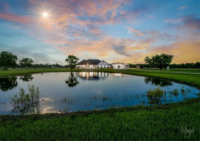 Photo 3 of Sale Pending at 20079 Fm 523, Angleton, TX 77515 | MLS# 54646620 | Listing updated on 2026-09-15