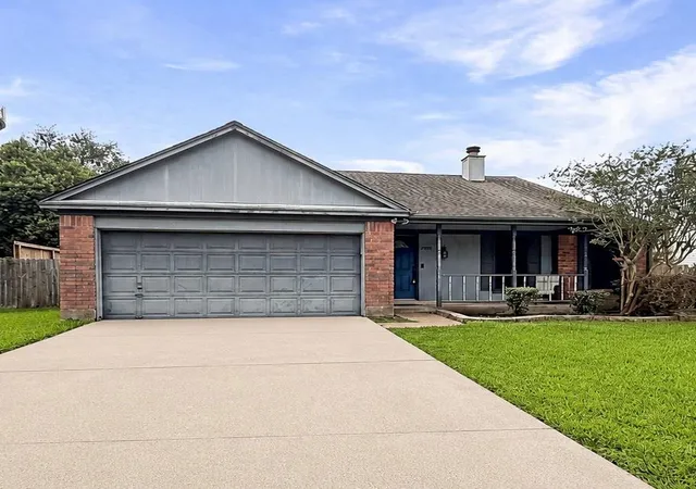 Homes for sale in Pearland, TX | 2708 Glendale Dr, Pearland, TX 77584 | MLS# 2567262