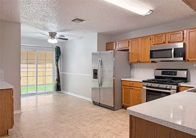 Homes for sale in Pearland, TX | 2708 Glendale Dr, Pearland, TX 77584 | MLS# 2567262