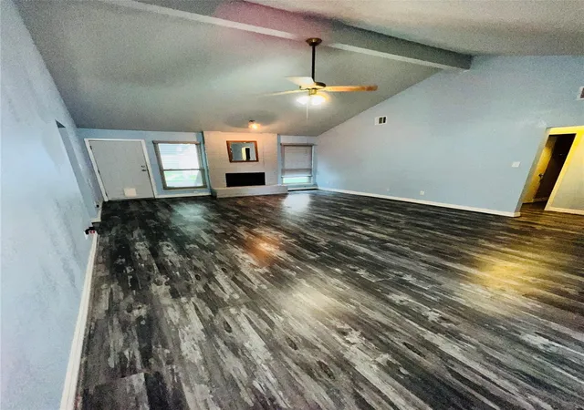 Photo 4 of Single family home for sale at 7215 La Entrada Dr, Houston, TX 77083 | MLS# 98534652 | Listing updated on 2026-09-10