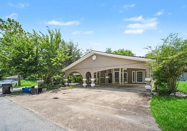 1st image of 104 Virginia St, South Houston, TX 77587 | MLS# 82155272