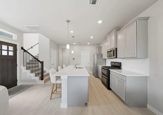 Photo 3 of Single family home for sale at 3009 Skyrock Dr, Houston, TX 77063 | MLS# 87965288 | Listing updated on 2026-08-13