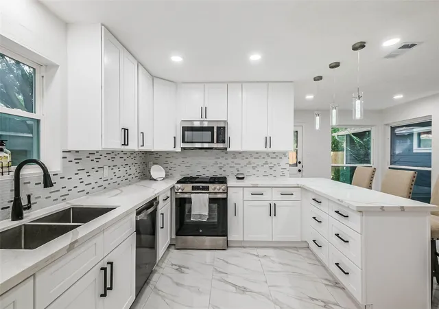 Photo 3 of Single family home for sale at 4023 Laverock Rd, Spring, TX 77388 | MLS# 71973187 | Listing updated on 2026-09-20