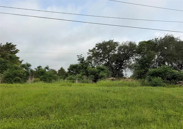 2nd image of 2702 14th, Hempstead, TX 77445 | MLS# 66925316