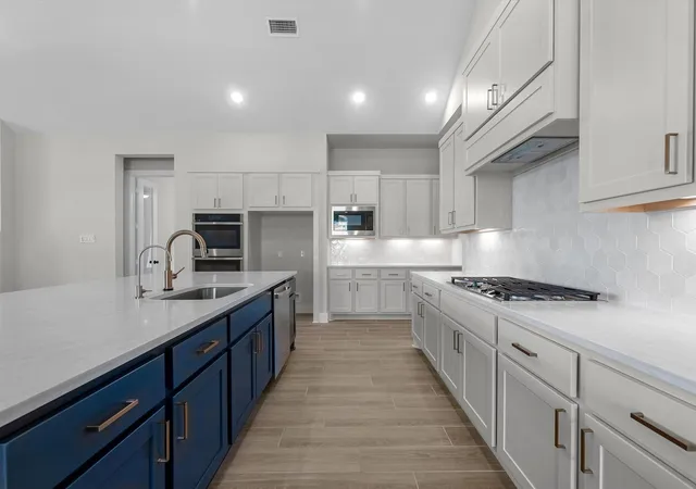 Photo 2 of Single family home for sale at 14218 Angelica View Ln, Cypress, TX 77433 | MLS# 97379943 | Listing updated on 2026-09-12