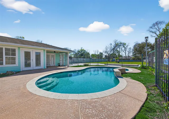5th image of 13902 Ambrose St, Houston, TX 77045 | MLS# 7820397