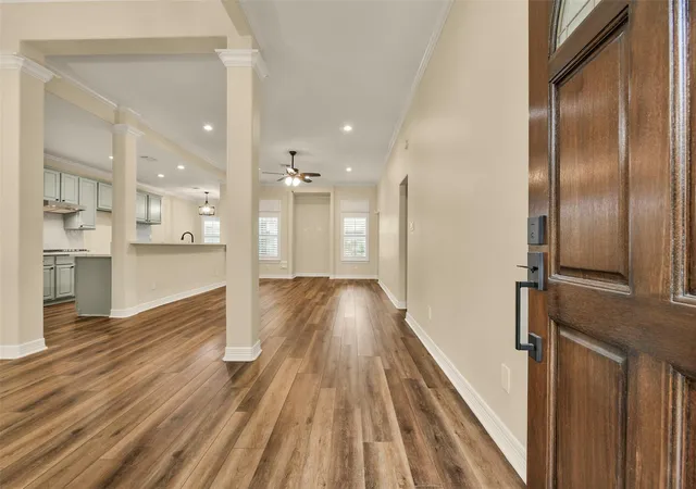 4th image of 206 Clearview Ave #B, Friendswood, TX 77546 | MLS# 34881386