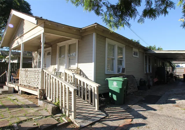 4th image of 7013 Avenue E, Houston, TX 77011 | MLS# 71302264