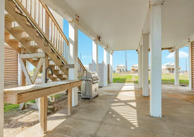 39th image of 2938 Bluewater Hwy, Freeport, TX 77541 | MLS# 9925284