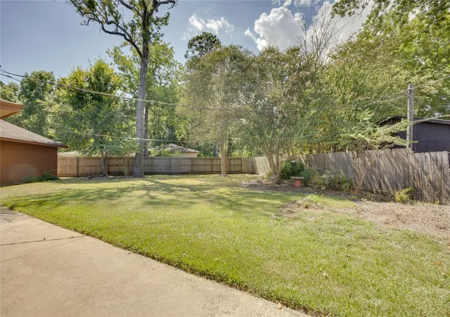 33rd image of 5821 Russell Lane Lane, Baytown, TX 77521 | MLS# 43421951