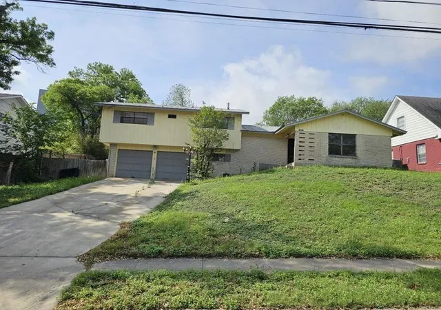 Photo 1 of Single family home for sale at 606 Barchester Dr, San Antonio, TX 78216 | MLS# 39078240 | Listing updated on 2026-08-20