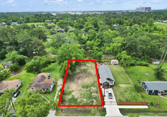 Photo 3 of Land for sale at 0 Kittridge St, Houston, TX 77028 | MLS# 73921253 | Listing updated on 2026-05-14