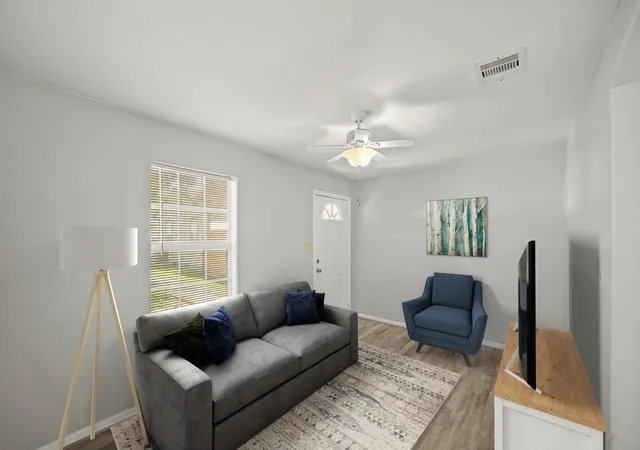 Photo 2 of Multi family home for sale at 4636 Mayflower St, Houston, TX 77033 | MLS# 65645649 | Listing updated on 2026-09-11