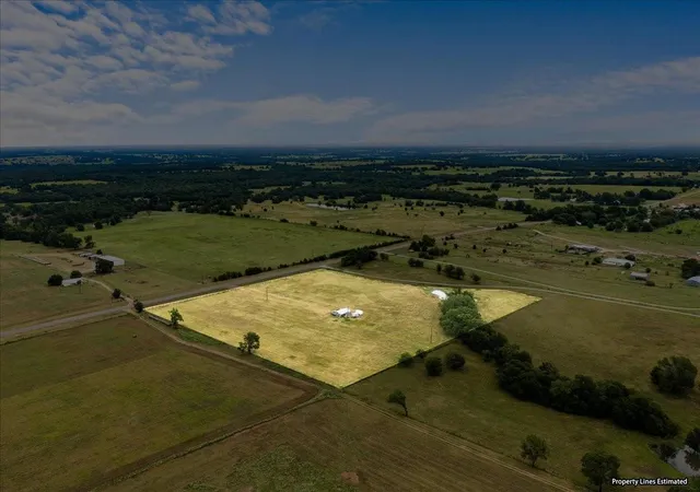 13th image of 1620 E Fm 696, Lexington, TX 78947 | MLS# 63765638