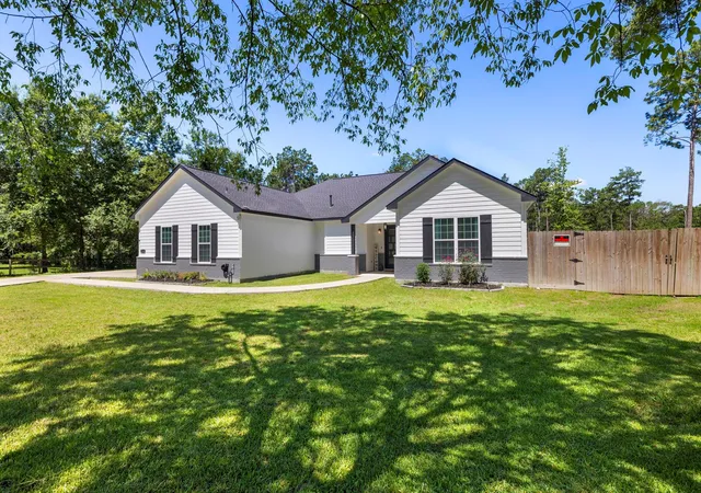 Photo 3 of Single family home for sale at 23148 Madeira Ct, Porter, TX 77365 | MLS# 13056467 | Listing updated on 2026-09-19