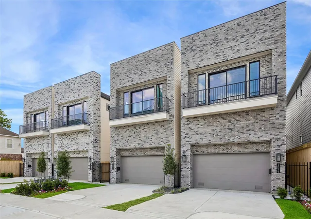 2nd image of 1520 W 21st St #B, Houston, TX 77008 | MLS# 91497078