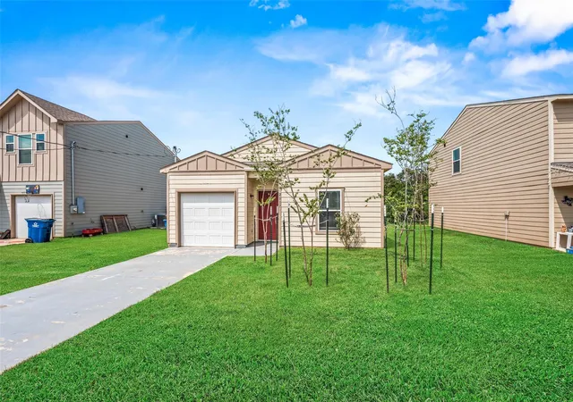 Photo 1 of Single family home for sale at 2537 18th St, Hempstead, TX 77445 | MLS# 31683229 | Listing updated on 2026-09-22