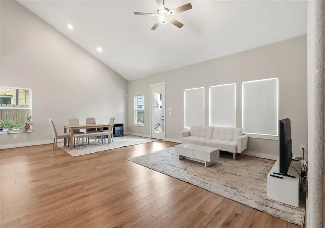 Photo 2 of Single family home for sale at 9861 Pearly Everlasting, Conroe, TX 77385 | MLS# 51365129 | Listing updated on 2026-09-12