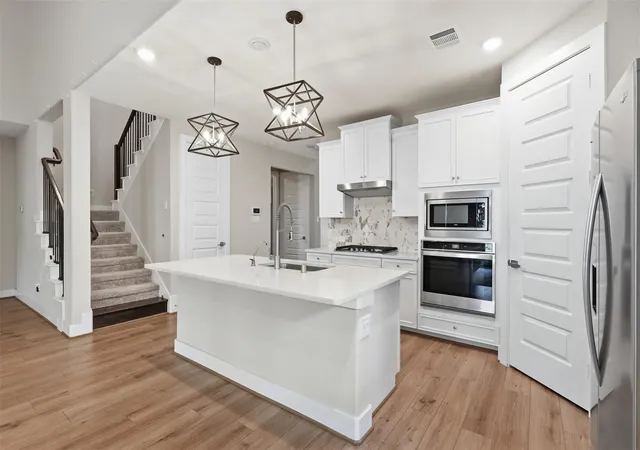 Photo 2 of Single family home for sale at 9861 Pearly Everlasting, Conroe, TX 77385 | MLS# 51365129 | Listing updated on 2026-09-12
