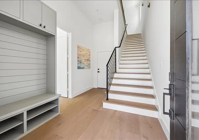 4th image of 727 W 21St St, Houston, TX 77008 | MLS# 47935112