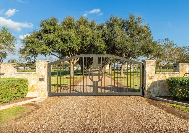 Photo 1 of Land for sale at 3150 Holmes Rd, Richmond, TX 77406 | MLS# 6481414 | Listing updated on 2026-09-01