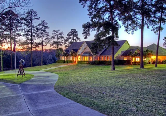 Photo 2 of Single family home for sale at 10436 League Line Rd, Conroe, TX 77304 | MLS# 38395303 | Listing updated on 2026-02-02