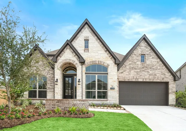 1st image of 18542 Crowned Connell Ct, Conroe, TX 77302 | MLS# 33223709