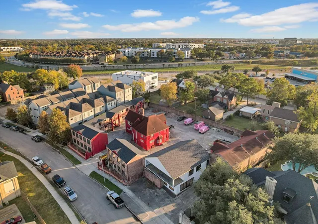 3rd image of 2612 Riverside Dr, Houston, TX 77004 | MLS# 15385669