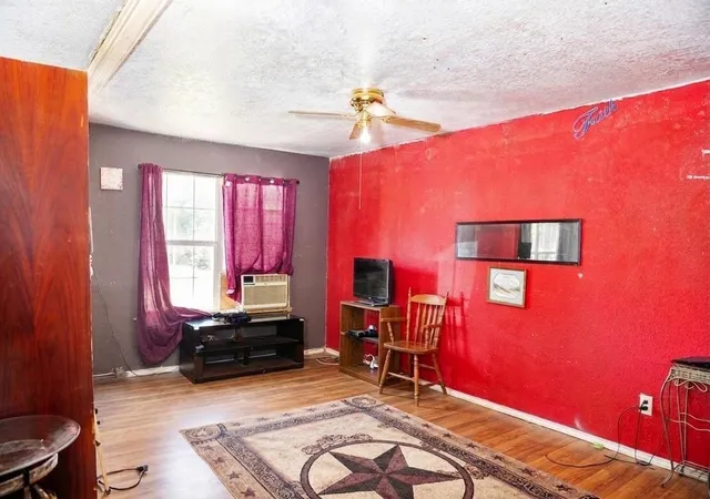 Photo 4 of Single family home for sale at 502 N 10th Street, Lamesa, TX 79331 | MLS# 90421385 | Listing updated on 2026-09-22