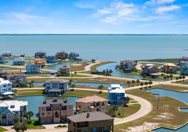 Photo 4 of Land for sale at 2 Loggerhead, Hitchcock, TX 77563 | MLS# 58980327 | Listing updated on 2026-10-04