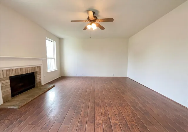 Photo 3 of Single family home for sale at 11919 Leaf Oak Dr, Houston, TX 77065 | MLS# 94181832 | Listing updated on 2026-09-11
