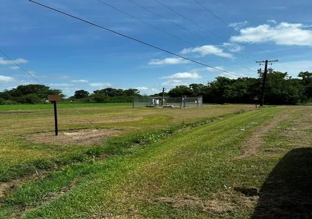 1st image of Tbd Hunter's Ridg, Eagle Lake, TX 77434 | MLS# 72384018