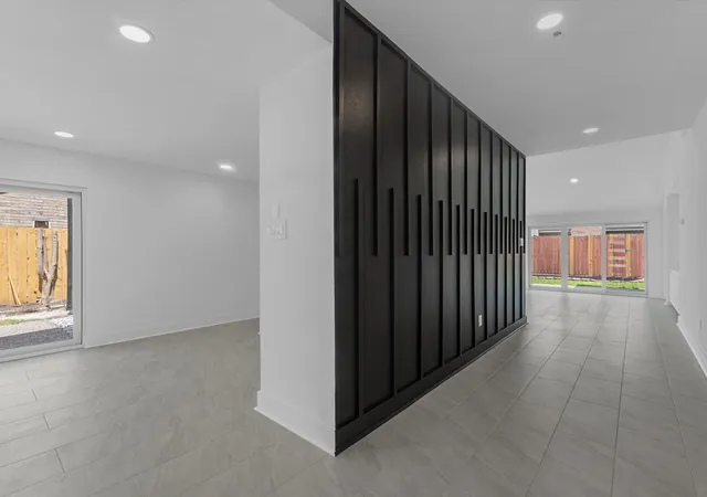 Photo 3 of Single family home for sale at 2231 Round Lake Dr, Houston, TX 77077 | MLS# 96561824 | Listing updated on 2026-08-12