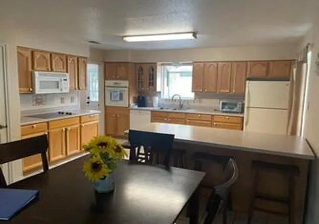 Photo 3 of Single family home for sale at 1285 Canyon Bend, Canyon Lake, TX 78133 | MLS# 70656090 | Listing updated on 2026-06-01