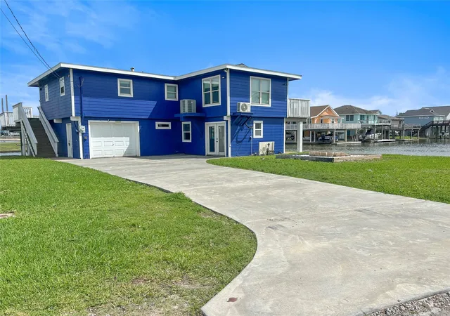Homes for sale in Jamaica Beach, TX | 16643 Bermuda Way Way, Jamaica Beach, TX 77554 | MLS# 84142813