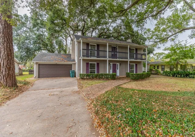 2nd image of 2465 Gladys St, Beaumont, TX 77702 | MLS# 49729348