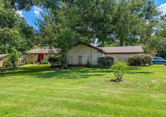 2nd image of 125 Mockingbird, Livingston, TX 77351 | MLS# 37476673