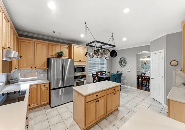 Photo 3 of Single family home for sale at 17439 Sweet Song Dr, Tomball, TX 77377 | MLS# 46284192 | Listing updated on 2026-08-29