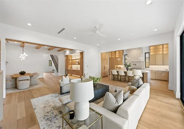 1st image of 1642 Norfolk St, Houston, TX 77006 | MLS# 71293309