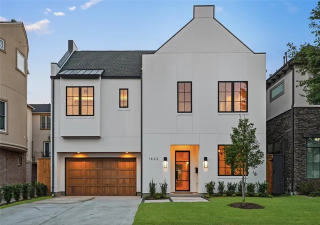 3rd image of 1642 Norfolk St, Houston, TX 77006 | MLS# 71293309