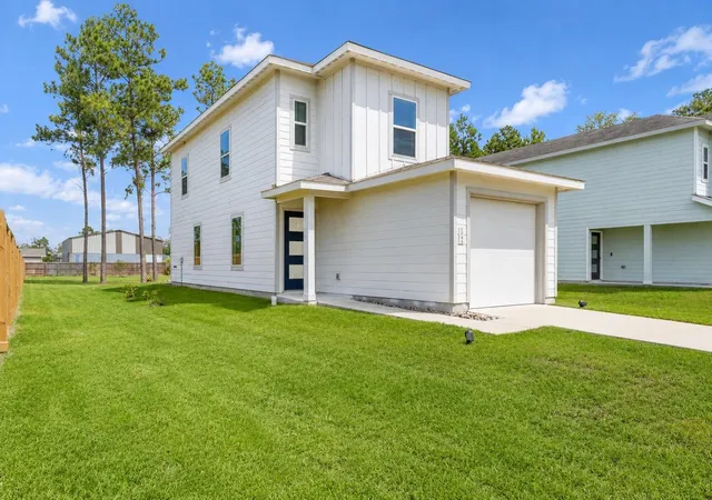 Photo 1 of Single family home for sale at 1044 Road 5203, Cleveland, TX 77327 | MLS# 61869313 | Listing updated on 2026-08-30