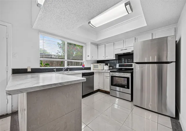 Photo 4 of Single family home for sale at 12706 Braewood Glen Ln, Houston, TX 77072 | MLS# 95020808 | Listing updated on 2026-09-19