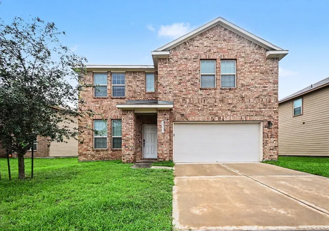 Photo 1 of Single family home for sale at 13211 Barrington Oaks Cir, Houston, TX 77044 | MLS# 45789357 | Listing updated on 2026-08-21