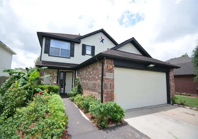 Photo 2 of Sale Pending at 6039 Lark Hvn Ln, Houston, TX 77085 | MLS# 34166159 | Listing updated on 2026-08-18