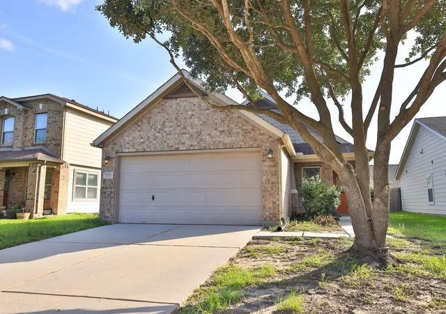 Photo 1 of Sale Pending at 29219 Legends Beam Dr, Spring, TX 77386 | MLS# 17443131 | Listing updated on 2026-09-06