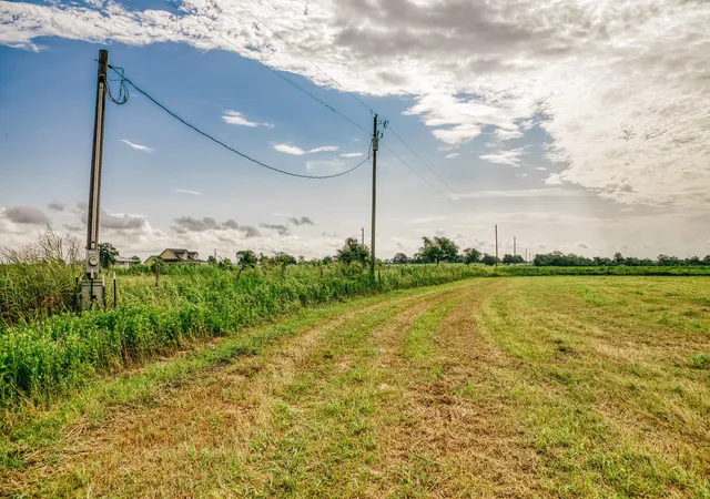 Photo 4 of Land for sale at 0 Richard Frey Rd, Waller, TX 77484 | MLS# 97327694 | Listing updated on 2026-09-11